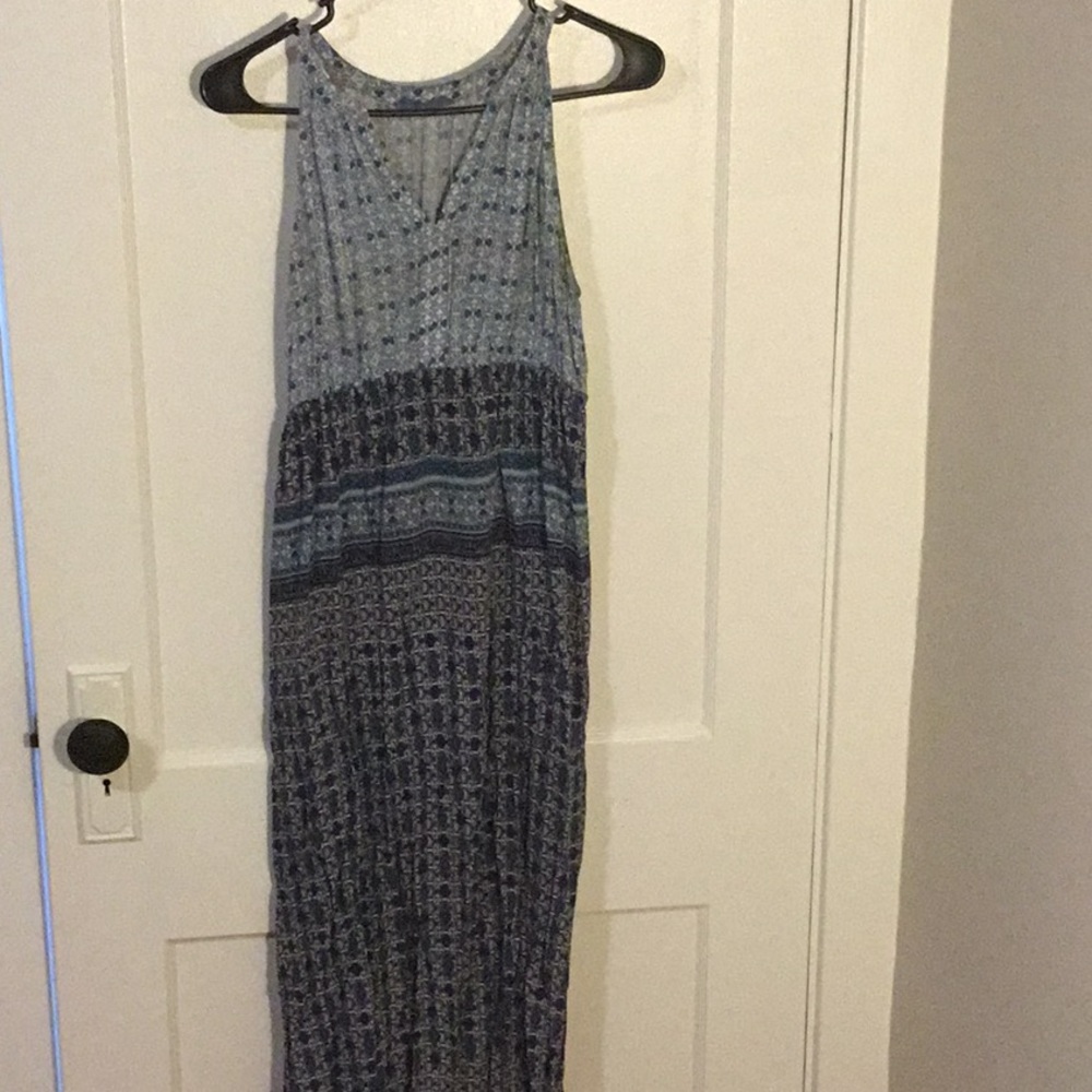 Long blue dress